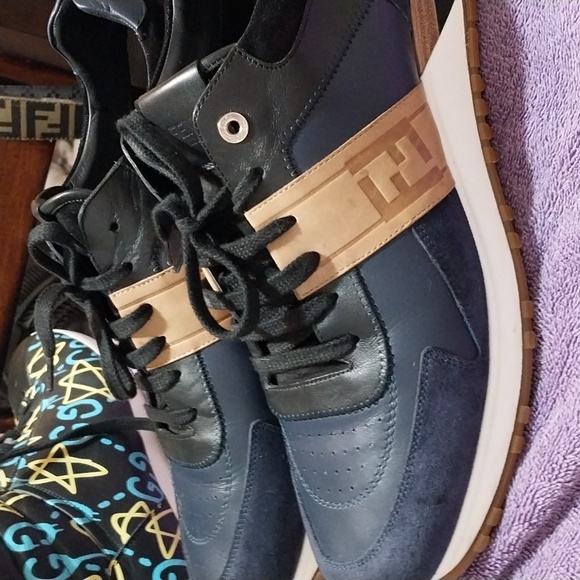 Fendi shoes size 12 fire 🔥 I wore once I'm size 11 used extre insole worked gre - Picture 9 of 9